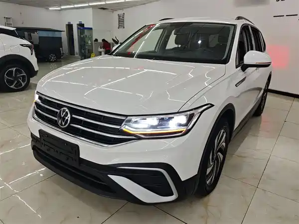 Volkswagen Tiguan L 2022