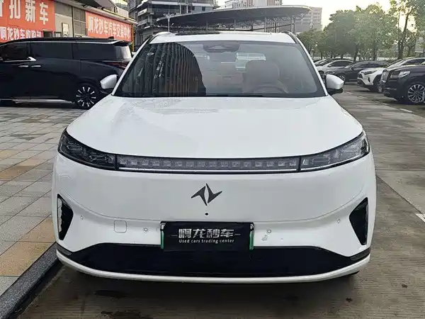 Dongfeng e008 2024