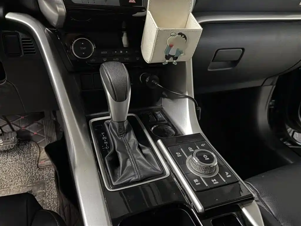 Mitsubishi Eclipse Cross 2019 — фото 6