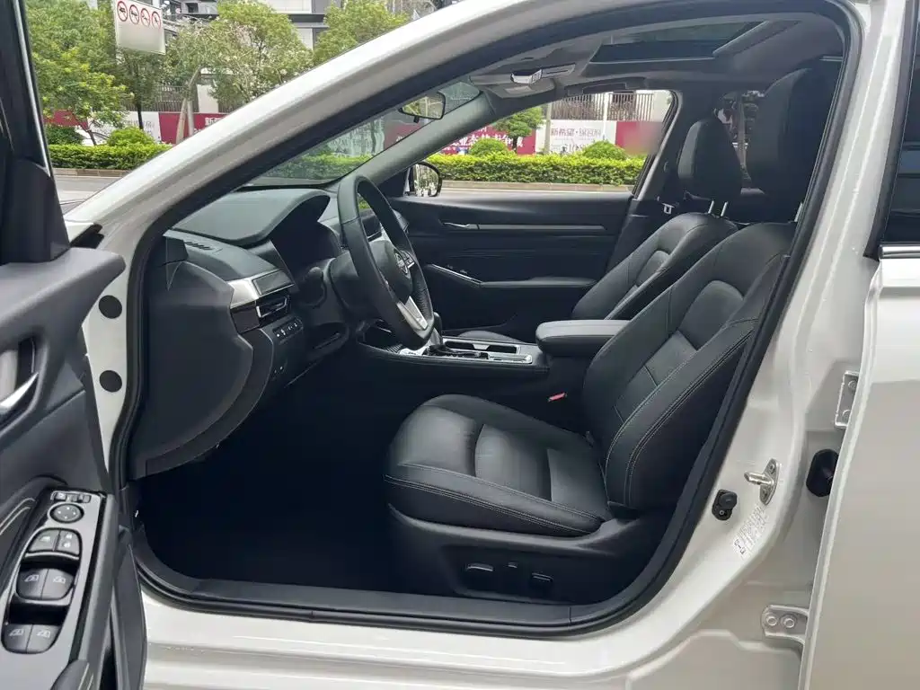 Nissan Teana 2024 — фото 10