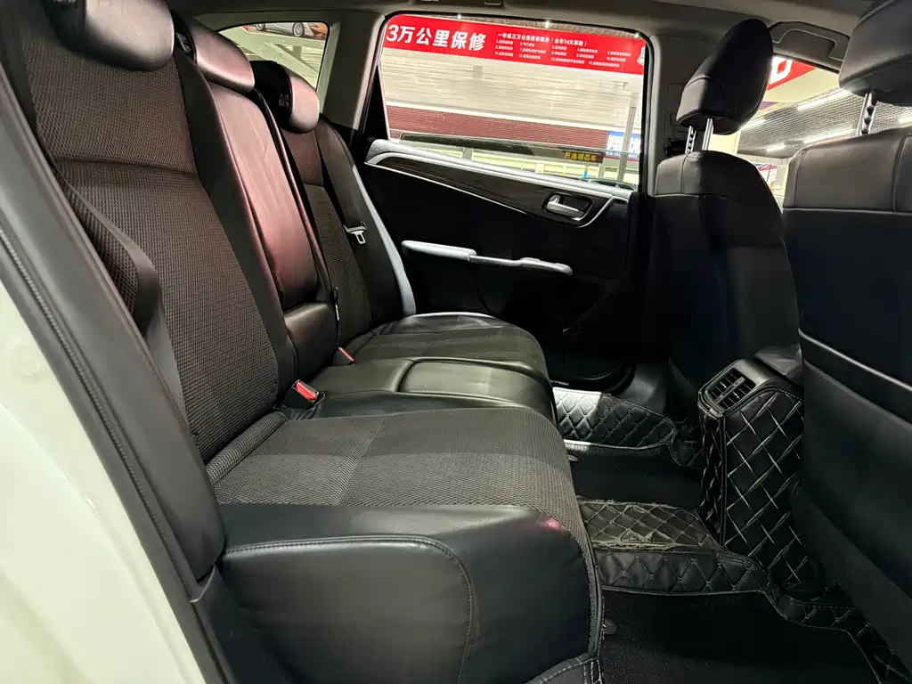 Honda Jade 2018 — фото 22