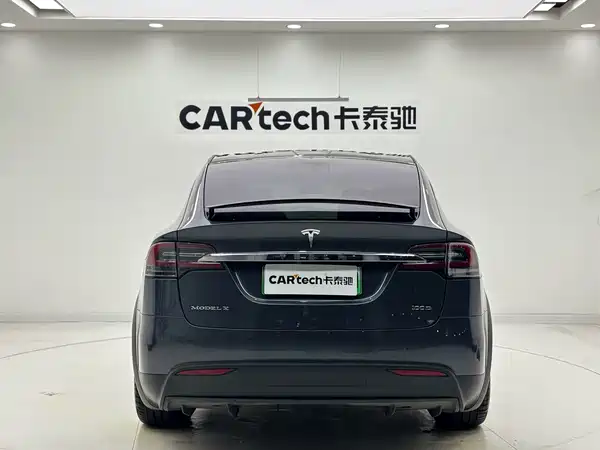 Tesla Model X 2017