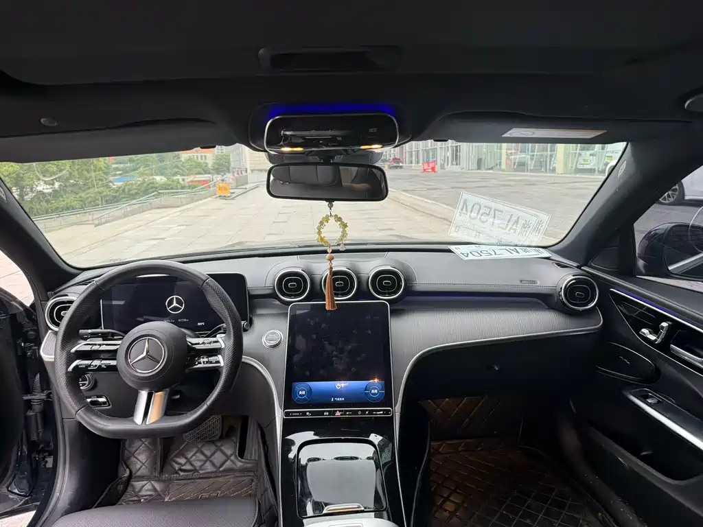 Mercedes-Benz C-Class 2023