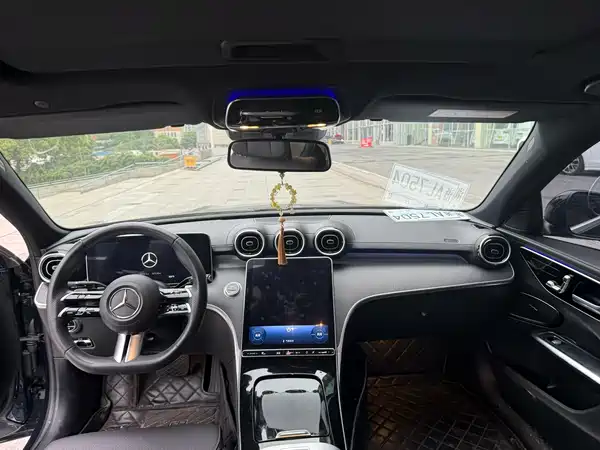 Mercedes-Benz C-Class 2023