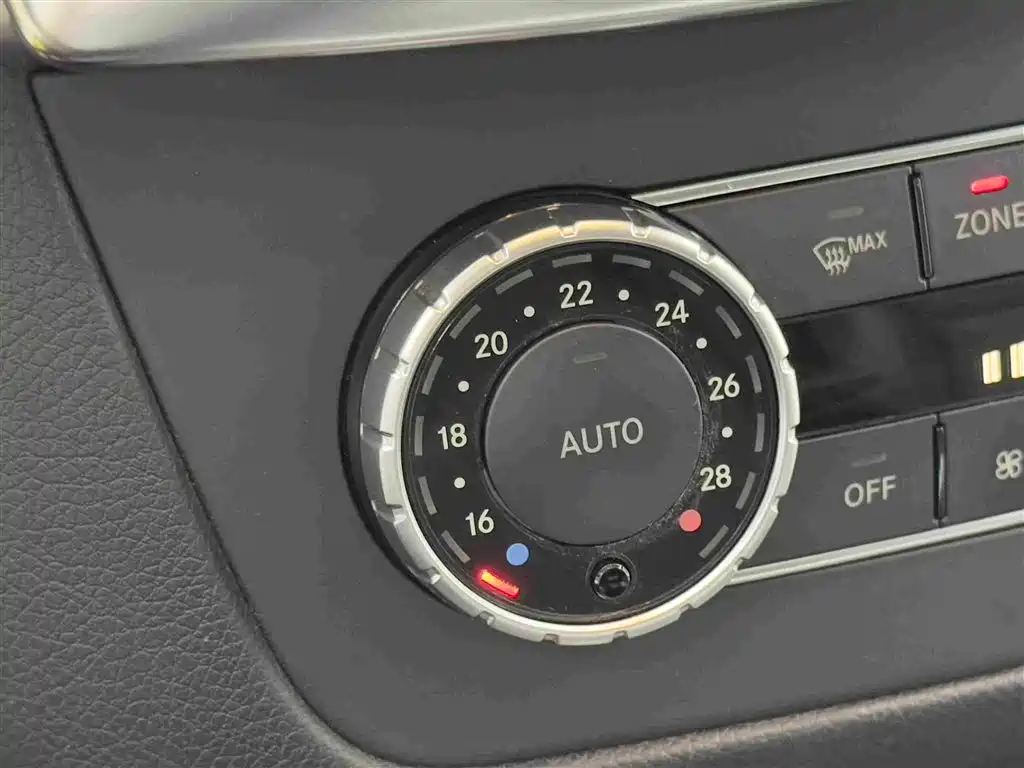 Mercedes-Benz M-Class 2014 — фото 13