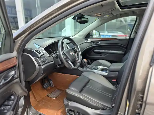 Cadillac SRX 2016