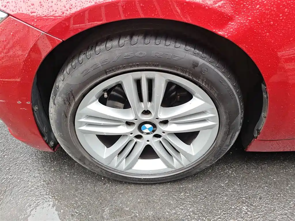 BMW 3 Series 2017 — фото 23