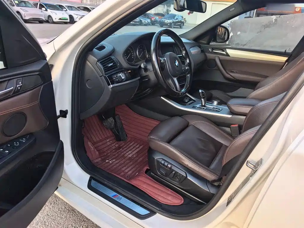 BMW X4 2017 — фото 12