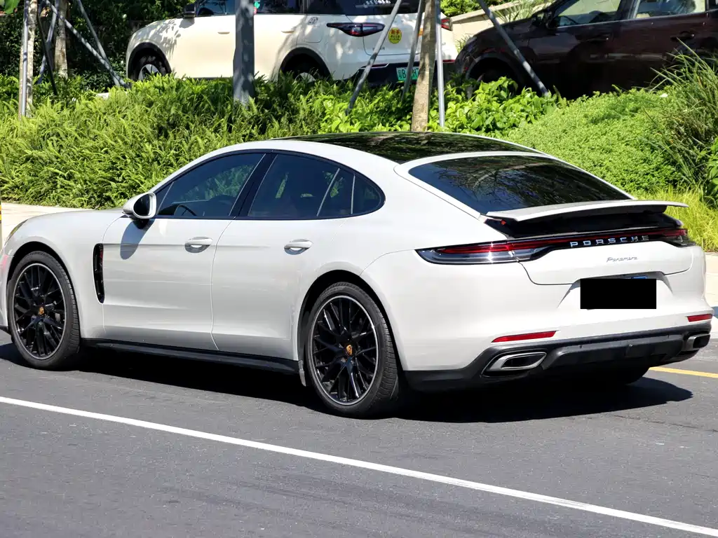 Porsche Panamera 2022 — фото 4