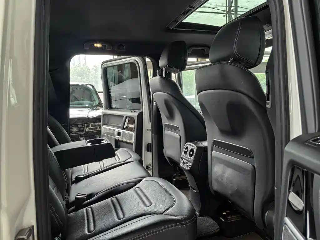 Mercedes-Benz G-Class 2019 — фото 21
