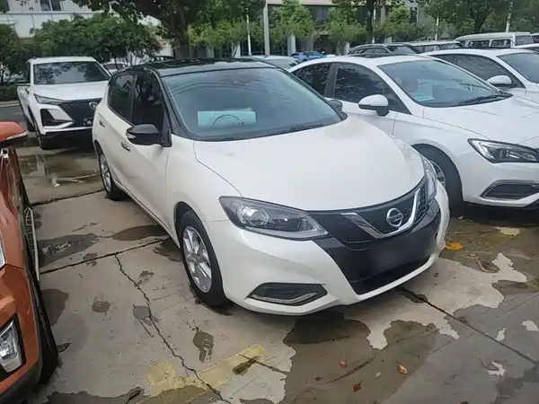 Nissan Tiida 2021