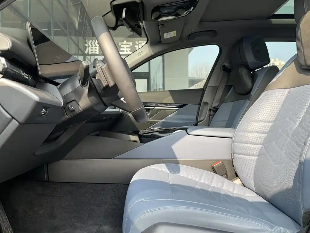 BMW i5 2025 — фото 4