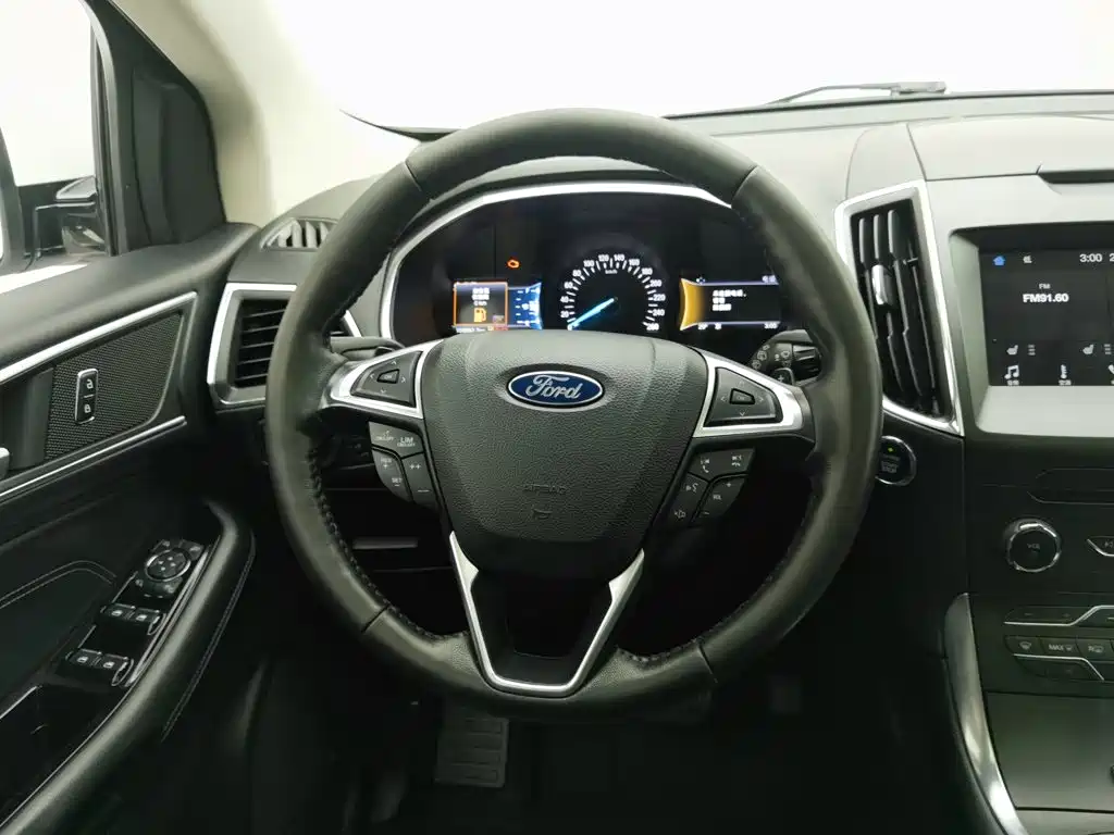 Ford Edge 2019 — фото 11