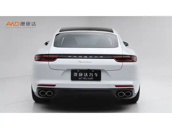 Porsche Panamera 2019