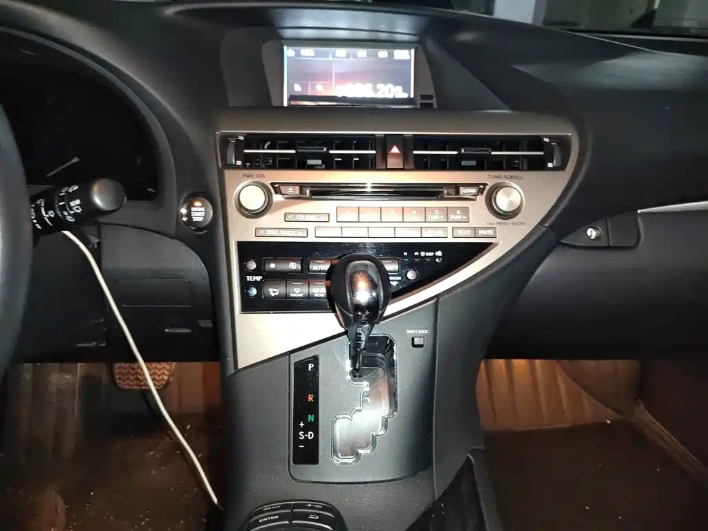 Lexus RX Classic 2014 — фото 14