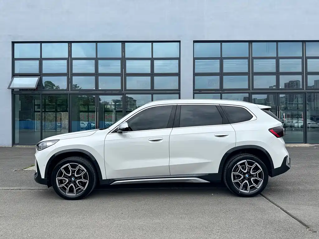 BMW X1 2024 — фото 11