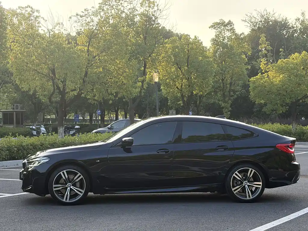 BMW 6 Series GT 2022 — фото 4