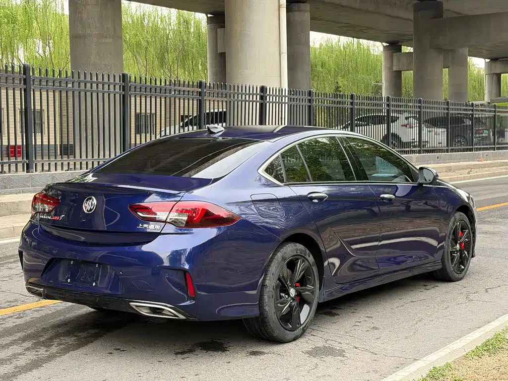 Buick Regal 2017 — фото 14