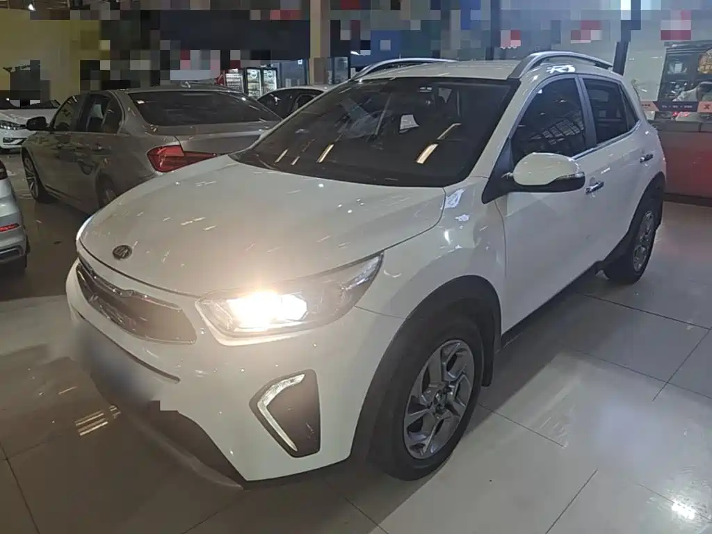 Kia KX1 2019 — фото 1