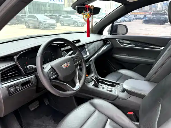 Cadillac XT6 2023