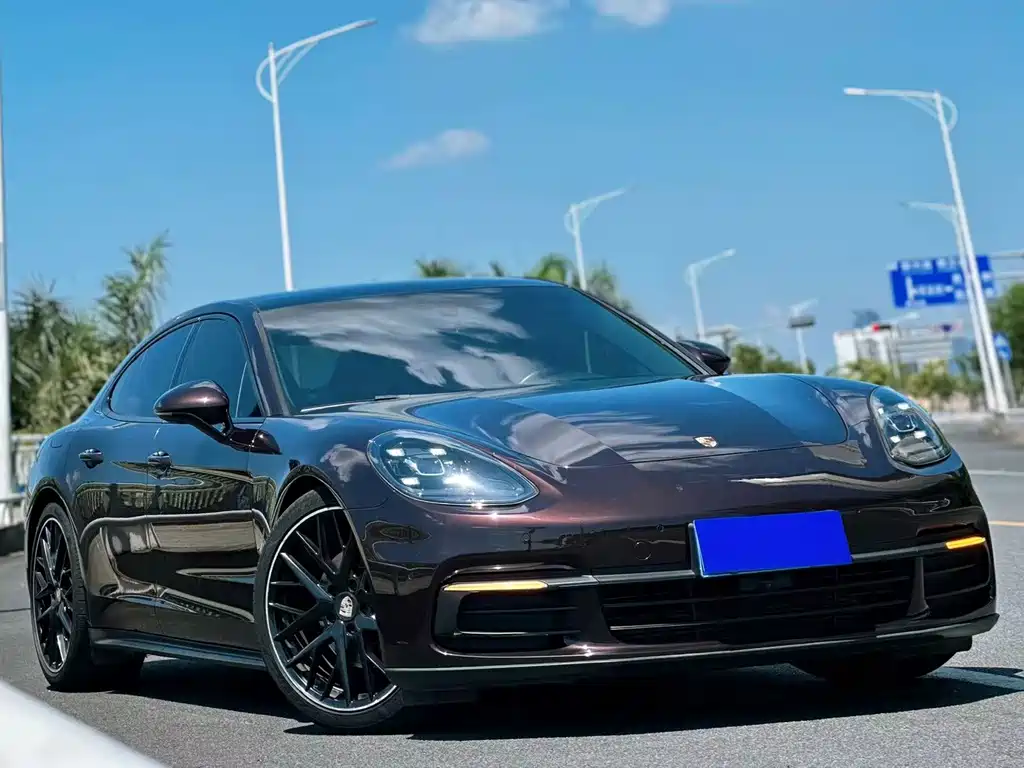 Porsche Panamera 2018 — фото 3