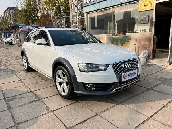 Audi A4 2014