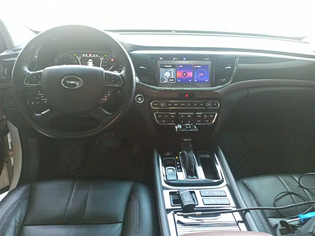 GAC Motor Trumpchi GS8 2019 — фото 6
