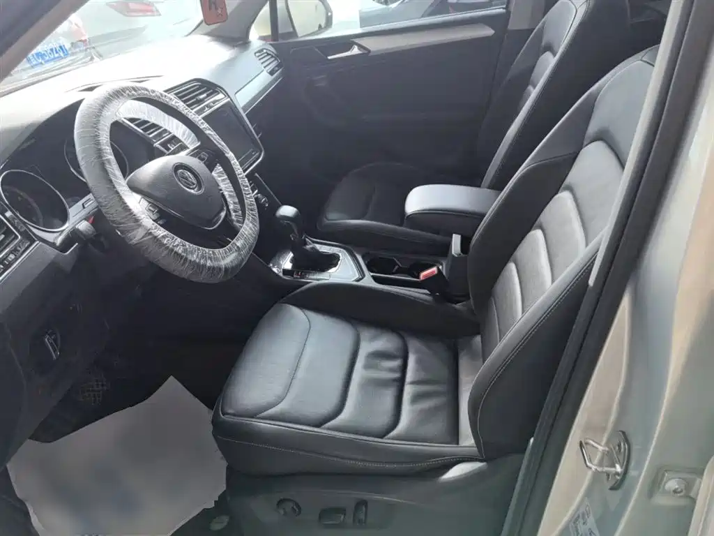 Volkswagen Tiguan L 2019 — фото 15