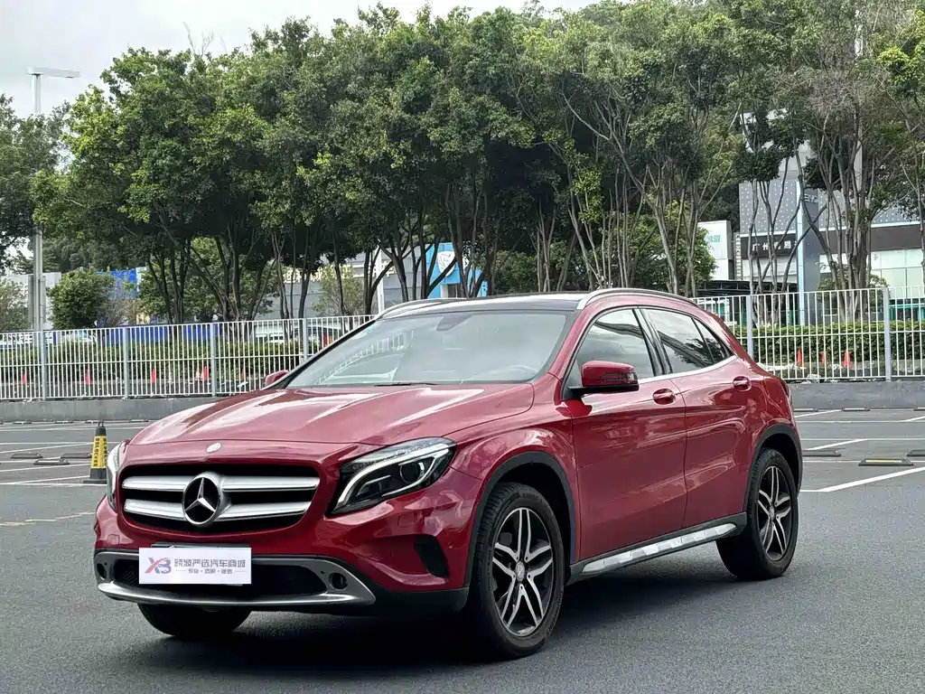 Mercedes-Benz GLA 2016