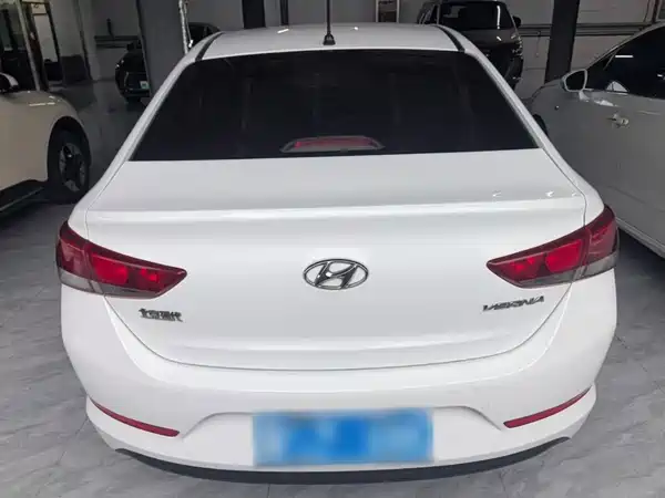 Hyundai Verna 2018