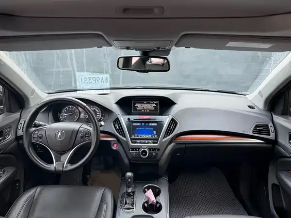 Acura MDX 2016