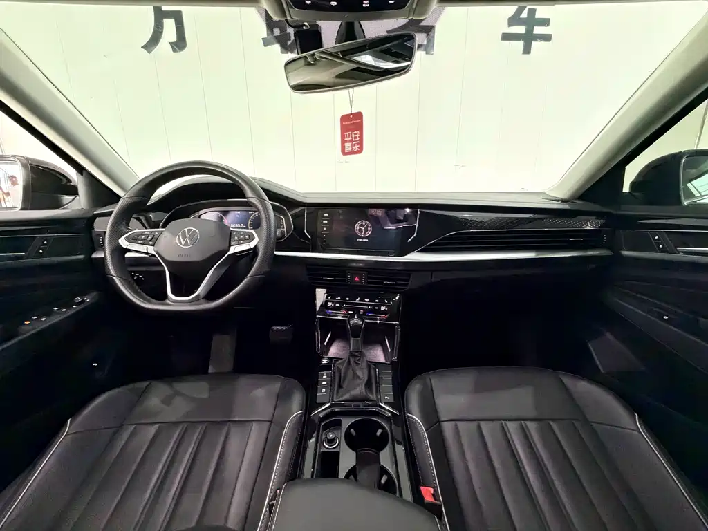 Volkswagen Passat 2022
