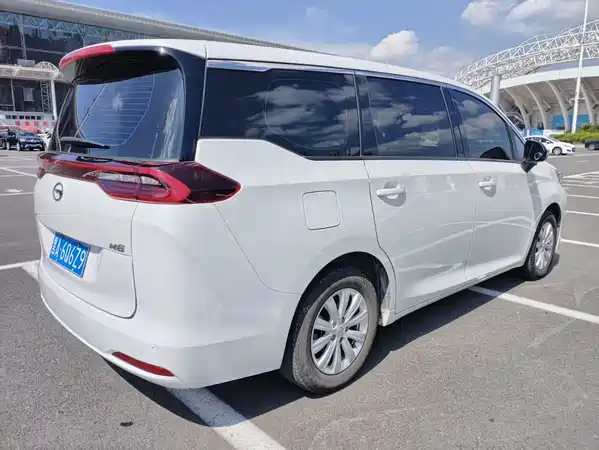 GAC Trumpchi M6 2022