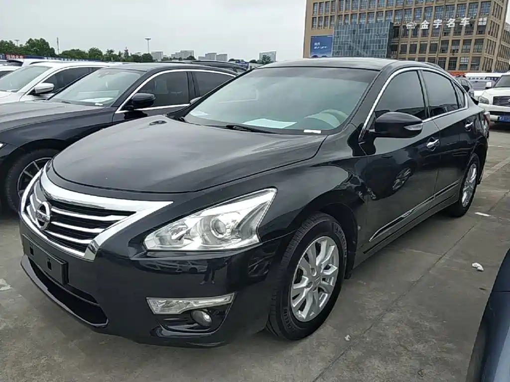 Nissan Teana 2015