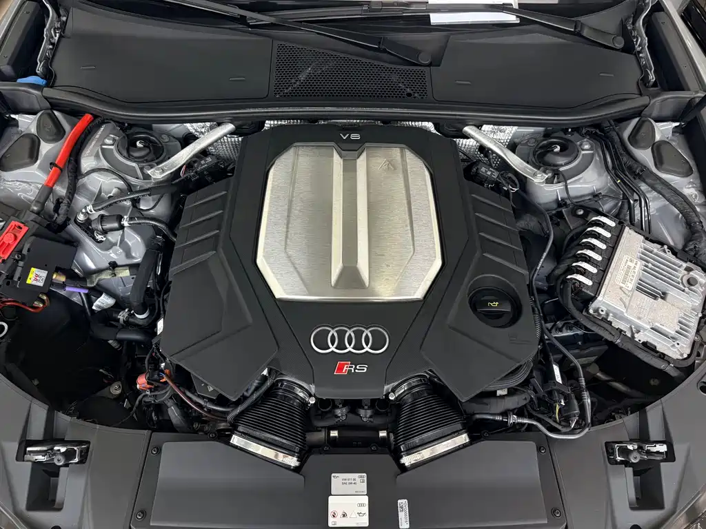 Audi RS 6 2024 — фото 17