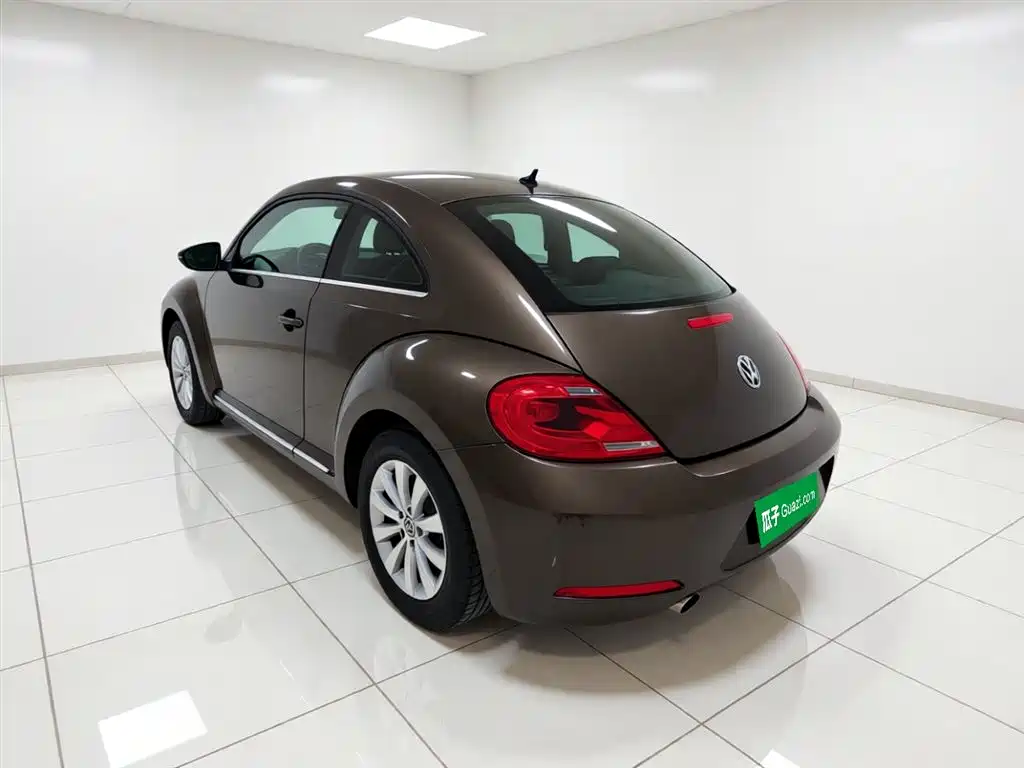 Volkswagen Beetle 2015 — фото 4