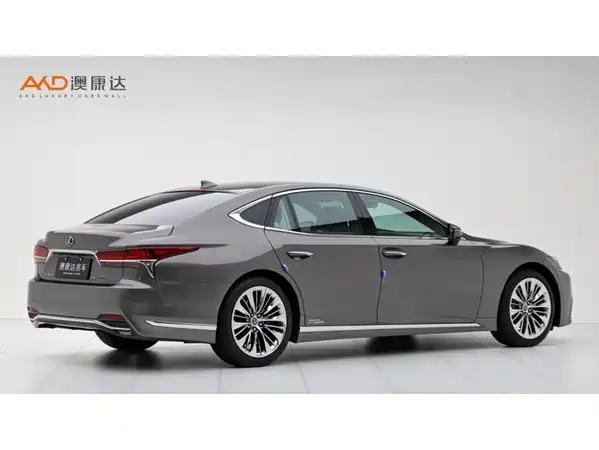 Lexus LS 2020