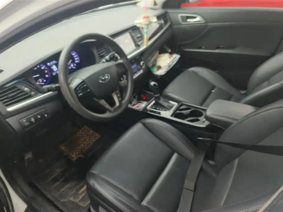 Hyundai Mistra 2017 — фото 9