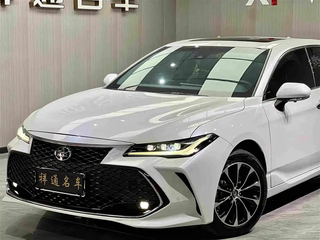 Toyota Avalon 2023