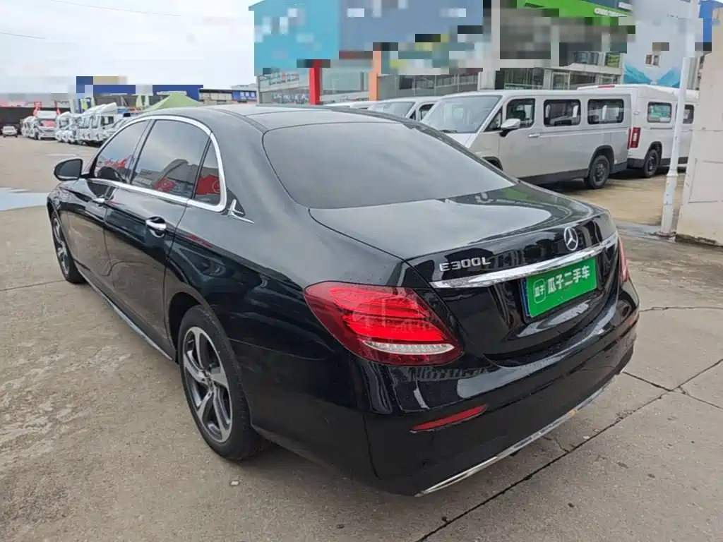 Mercedes-Benz E-Class 2019