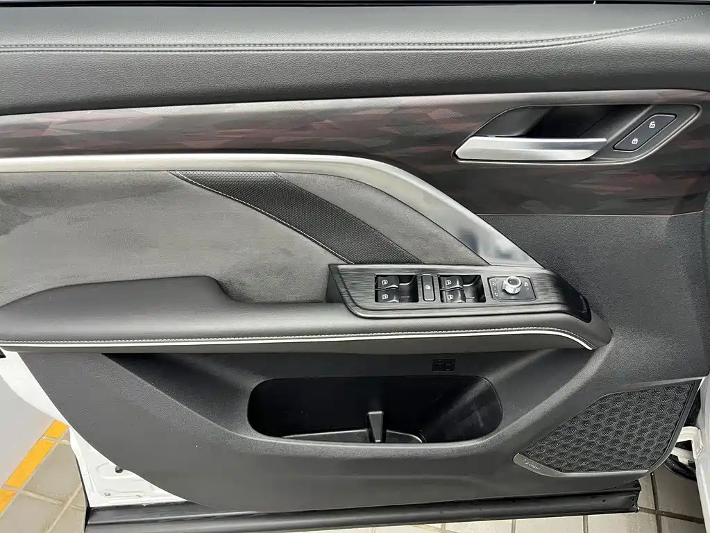 Haval H6 2023 — фото 16