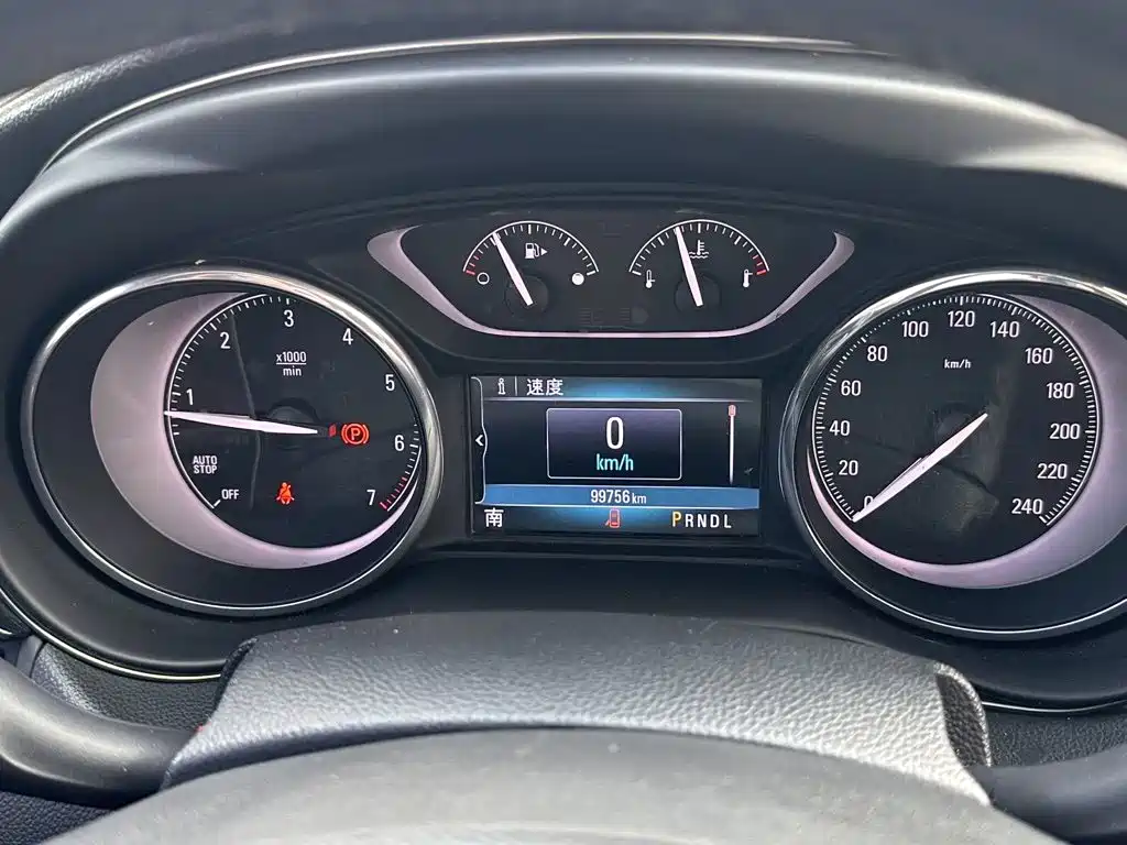 Buick Envision Plus 2018 — фото 12