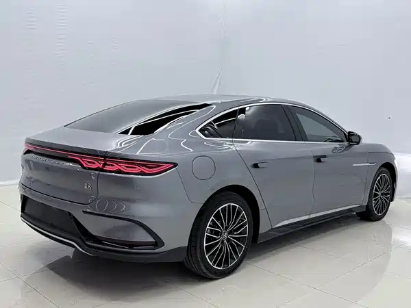 BYD Han 2024