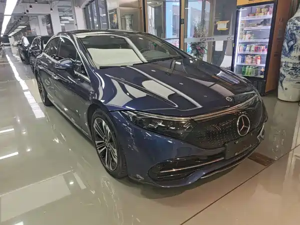 Mercedes-Benz EQS 2024
