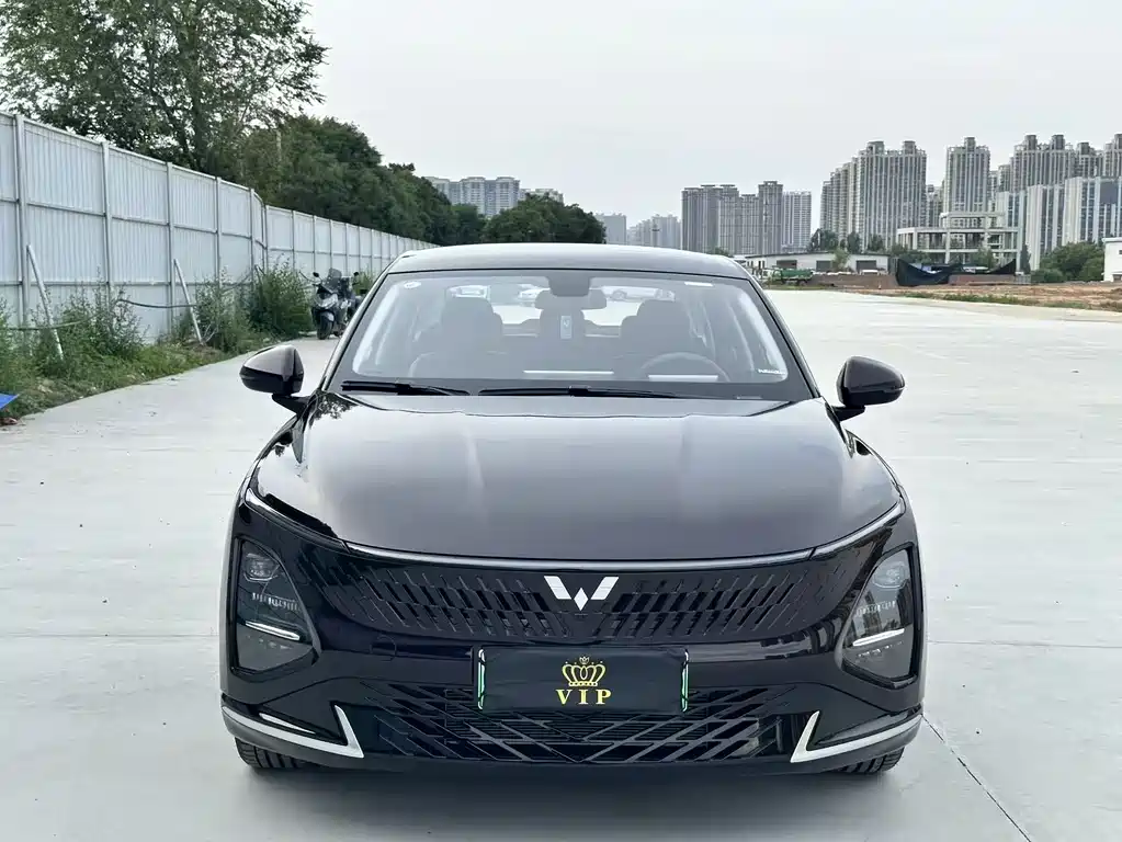 Wuling Starlight 2025