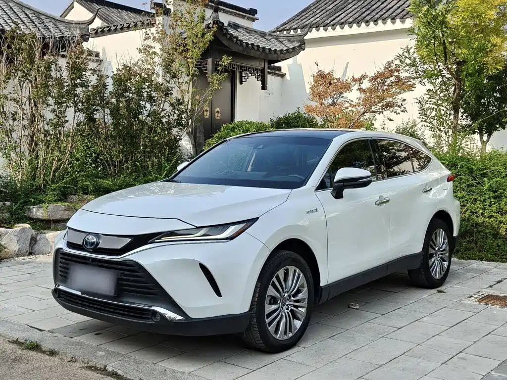 Toyota Harrier 2021