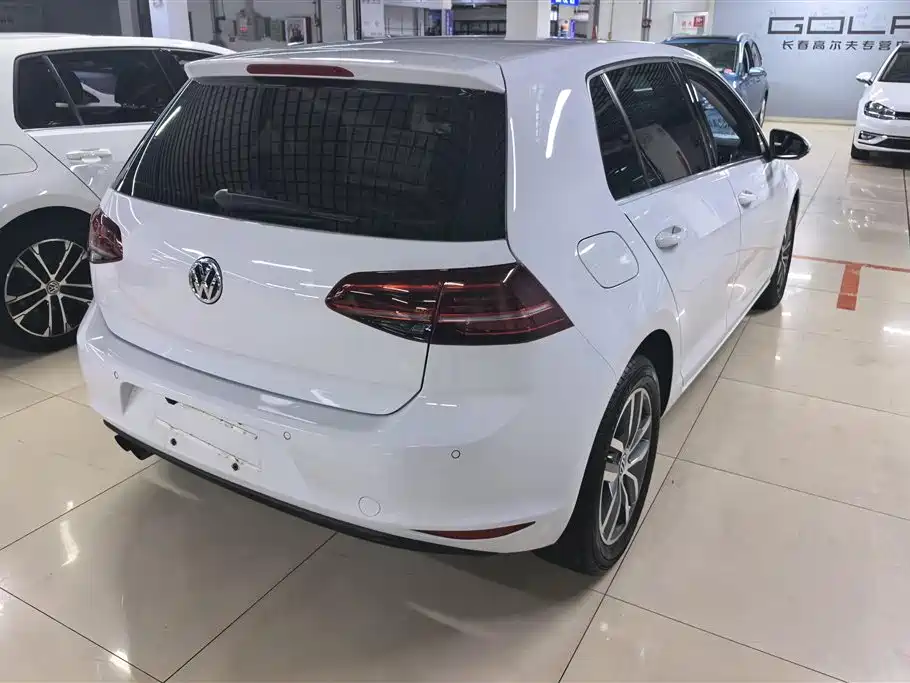 Volkswagen Golf 2016