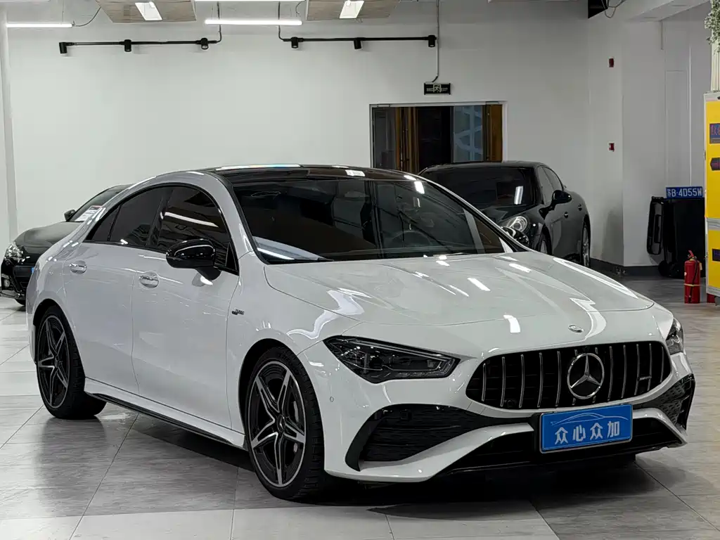 Mercedes-Benz CLA AMG 2024 — фото 3