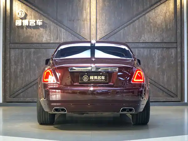 Rolls-Royce Ghost 2011