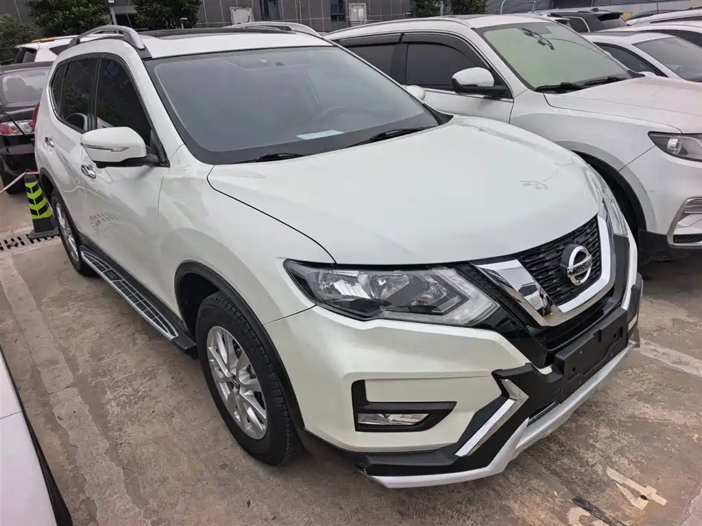 Nissan X-Trail 2018 — фото 3